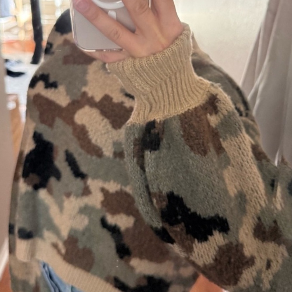 Women's Camouflage Sweater